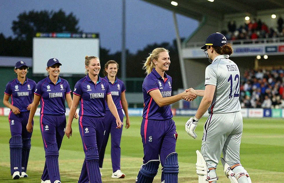 बोलैंड की दो गेंदें, बारिश की 75 ओवर: जॉर्ज पार्क में डेटा से ज़्यादा मौसम हावी
